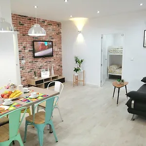 https://apartamento-viana-elite.es-andalucia.com